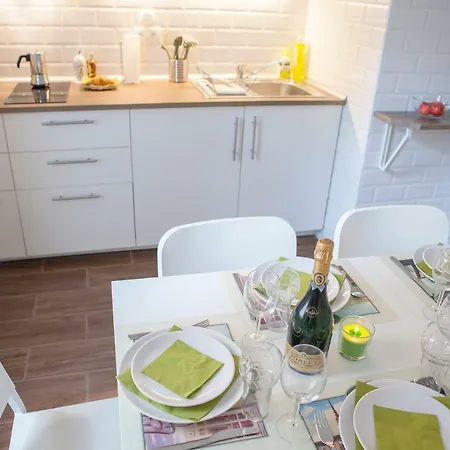 Synagogue View 公寓