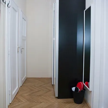 Lägenhet Synagogue View