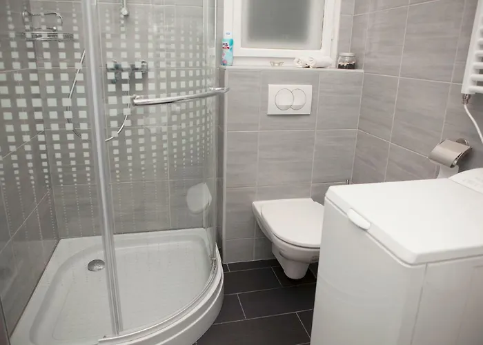 Synagogue View Apartment