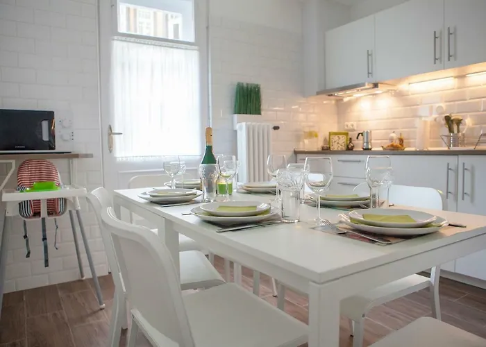 Апартаменты Synagogue View *