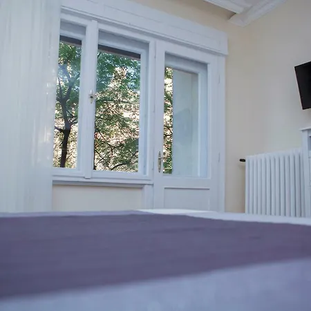 Synagogue View Apartment