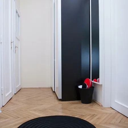 Synagogue View Apartment